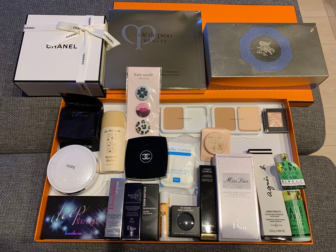 化粧品・ネイルChanel, Dior, Clé de Peauなど44点新品多