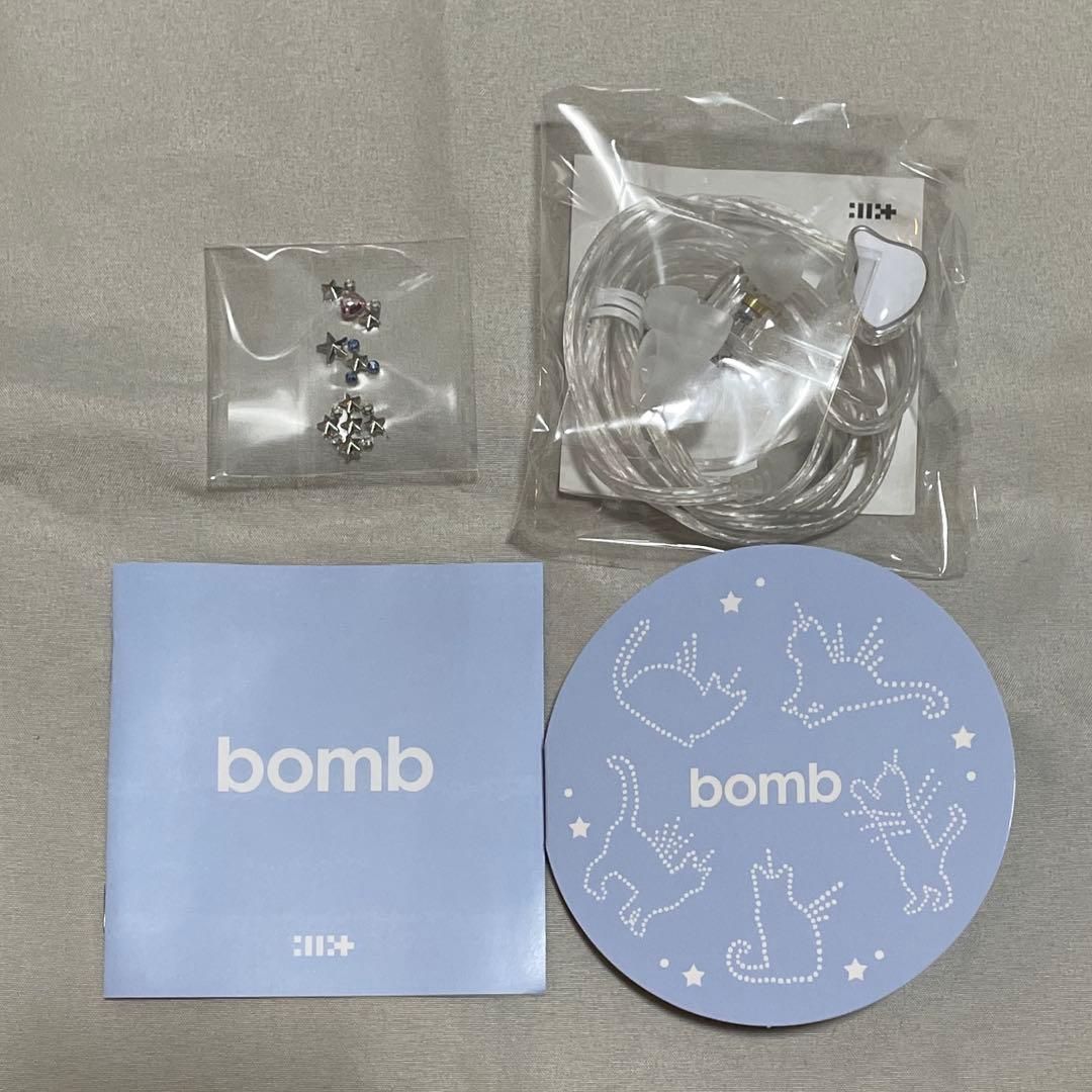 Illit bomb イヤホン アルバム