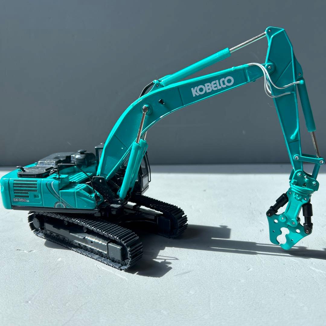 1/50 コベルコSK350LC 解体機仕様 建機 ミニチュア - メルカリ