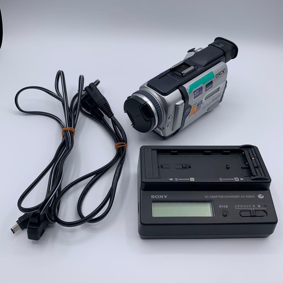 ソニーデジタルビデオカメラ　DCR-TRV30　Mini DV　ハンディカム