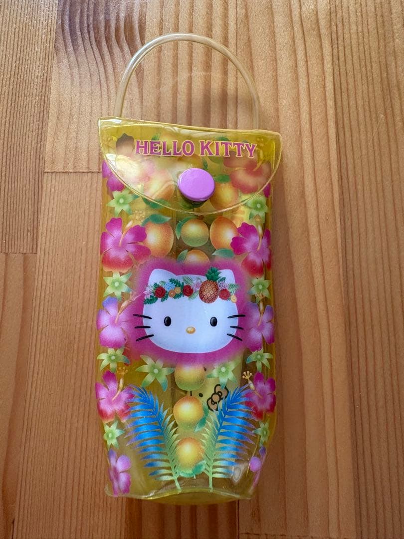 激レア！ハローキティ　トロピカルキティ♡ミニポーチ＆歯磨きセット　ハイビスカス