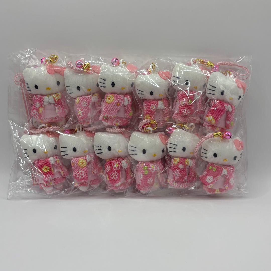 サンリオ　ハローキティ着物根付け12個セット