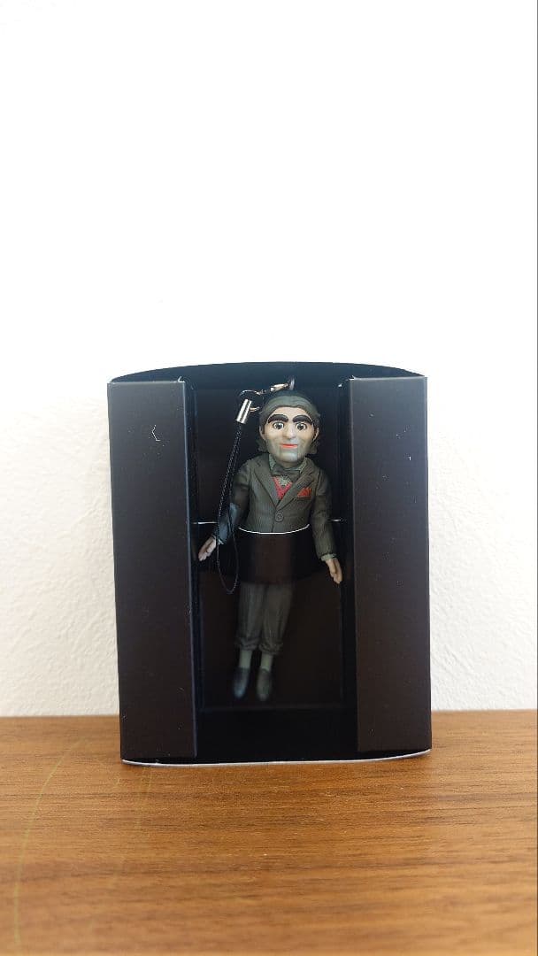 DEATH STRANDING 2: ドールマン ミニフィギュア - メルカリ