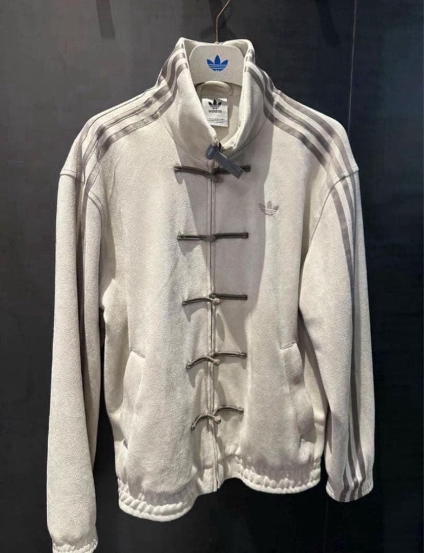 adidasアディダス 中国限定 蛇年トラックジャケット ホワイト Sサイズ”