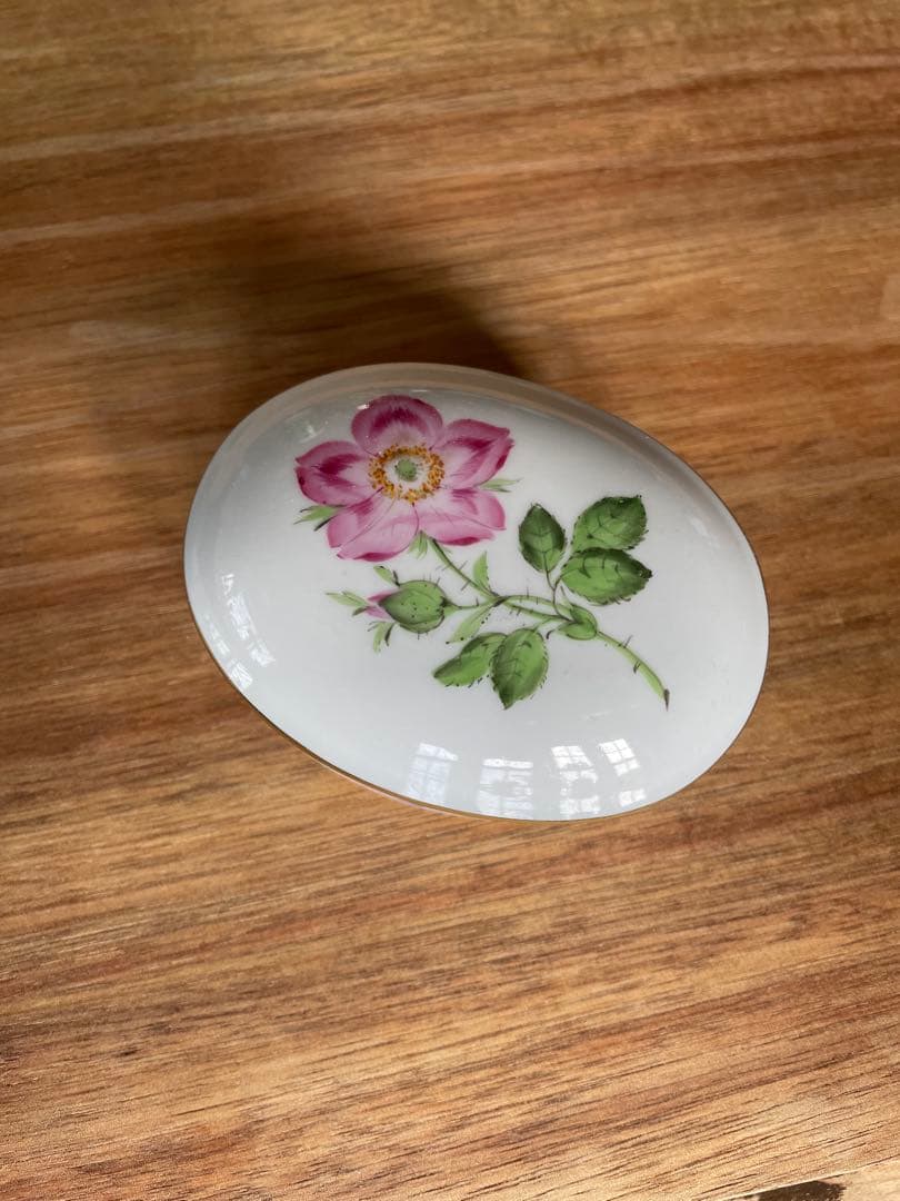 マイセン　オーバル型　フラワー　　ボックス　小物入れ