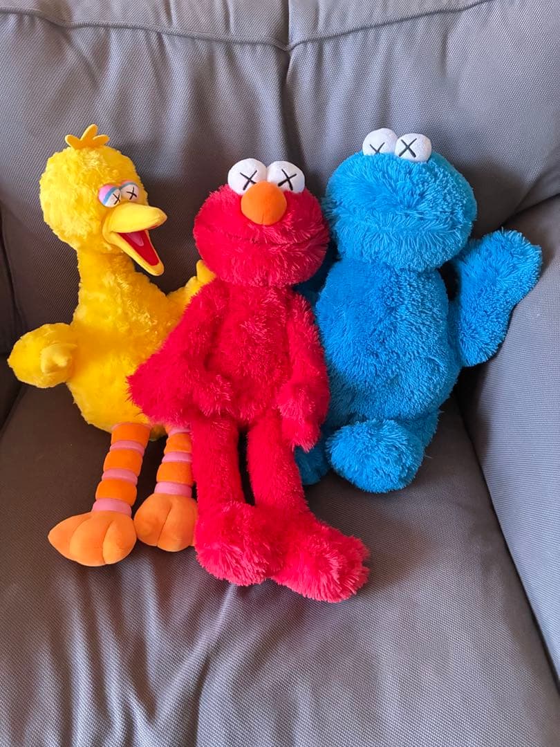 UNIQLO kaws ユニクロ カウズ セサミストリート ぬいぐるみ