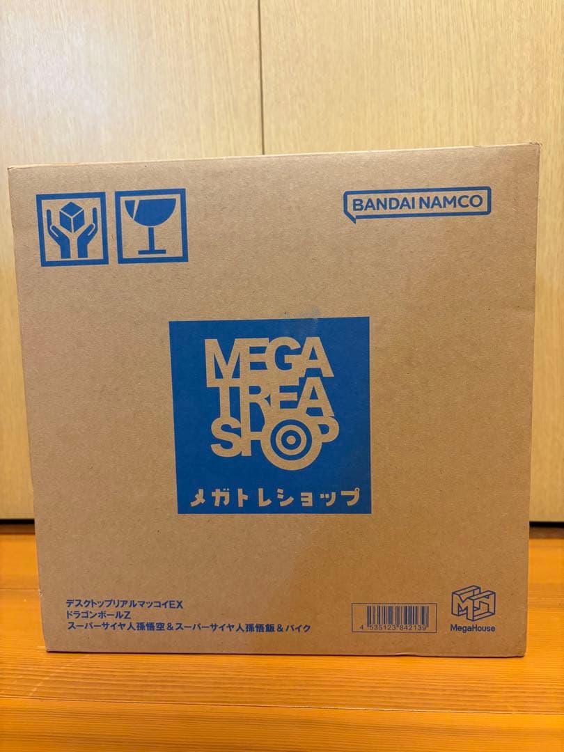 デスクトップリアルマッコイEX ドラゴンボールZ 孫悟空&孫悟飯&バイク