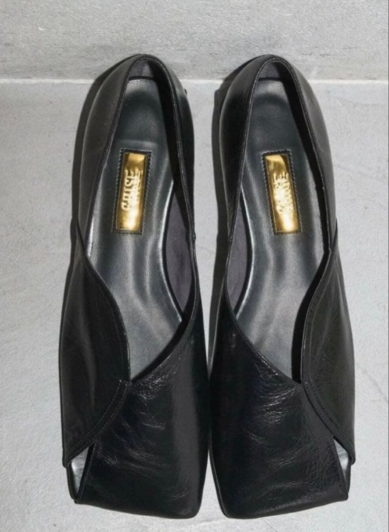 GRISEレザースクエアARTYフラット