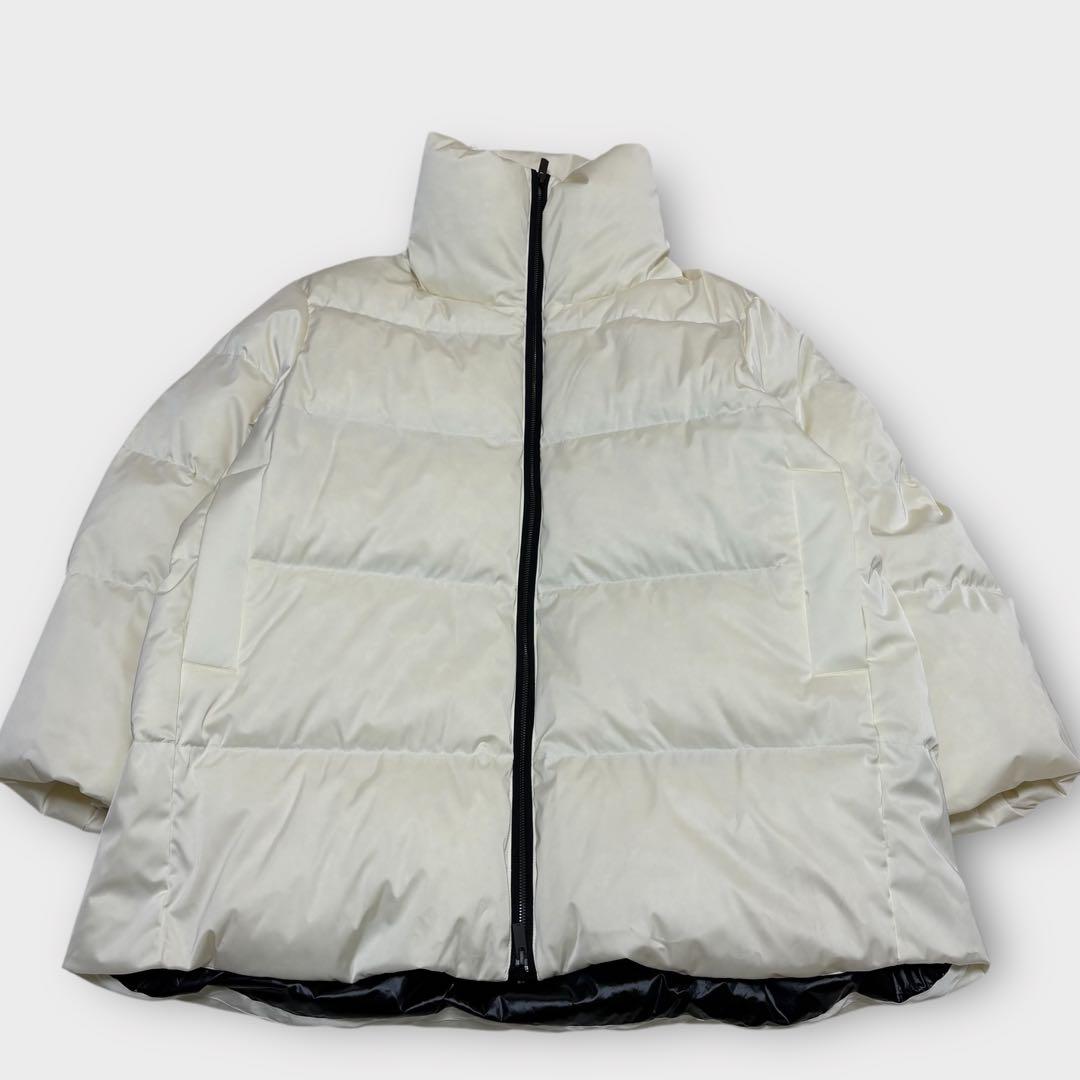 人気・即完売品✨ユニクロ＋Jジルサンダー ライトダウンボリューム