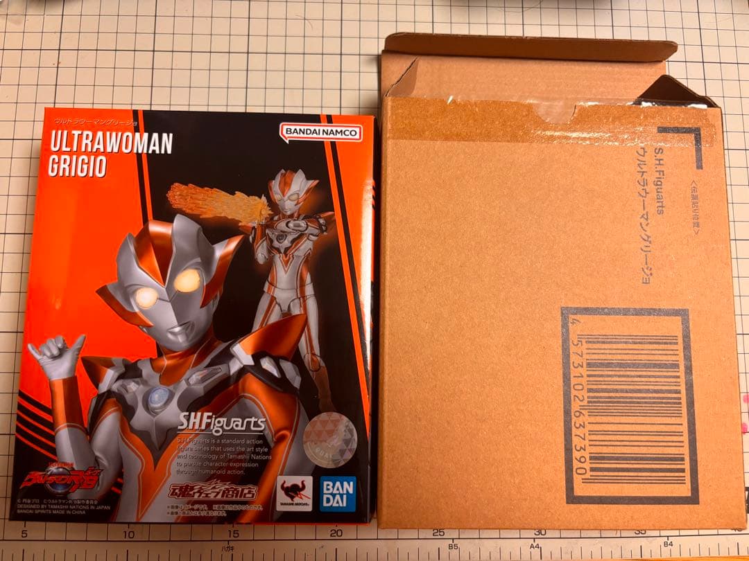 【開封美品】S.H.Figuartsフィギュアーツ　ウルトラウーマングリージョ