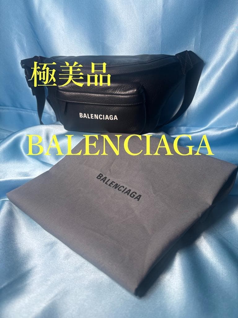 【極美品】BALENCIAGA ボディバッグ ウエストポーチ レザー ブラック