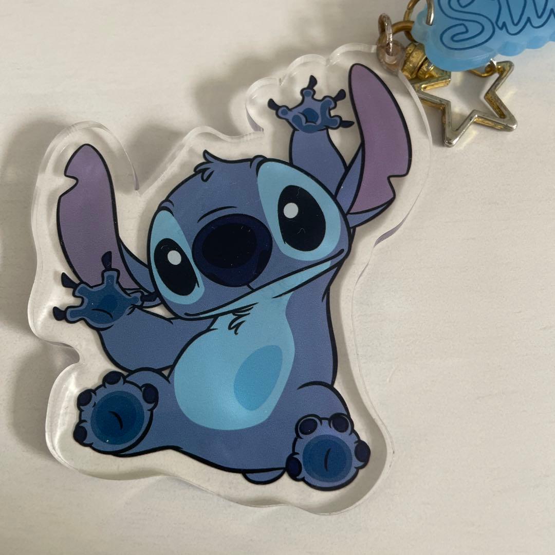 スティッチ キーチェーン(ディズニーストア)ピンバッジ(ビンテージ