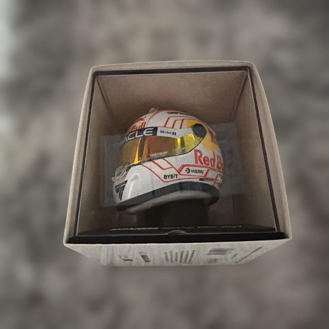 マックス・フェルスタッペン 1/4ヘルメット 2023 日本GP