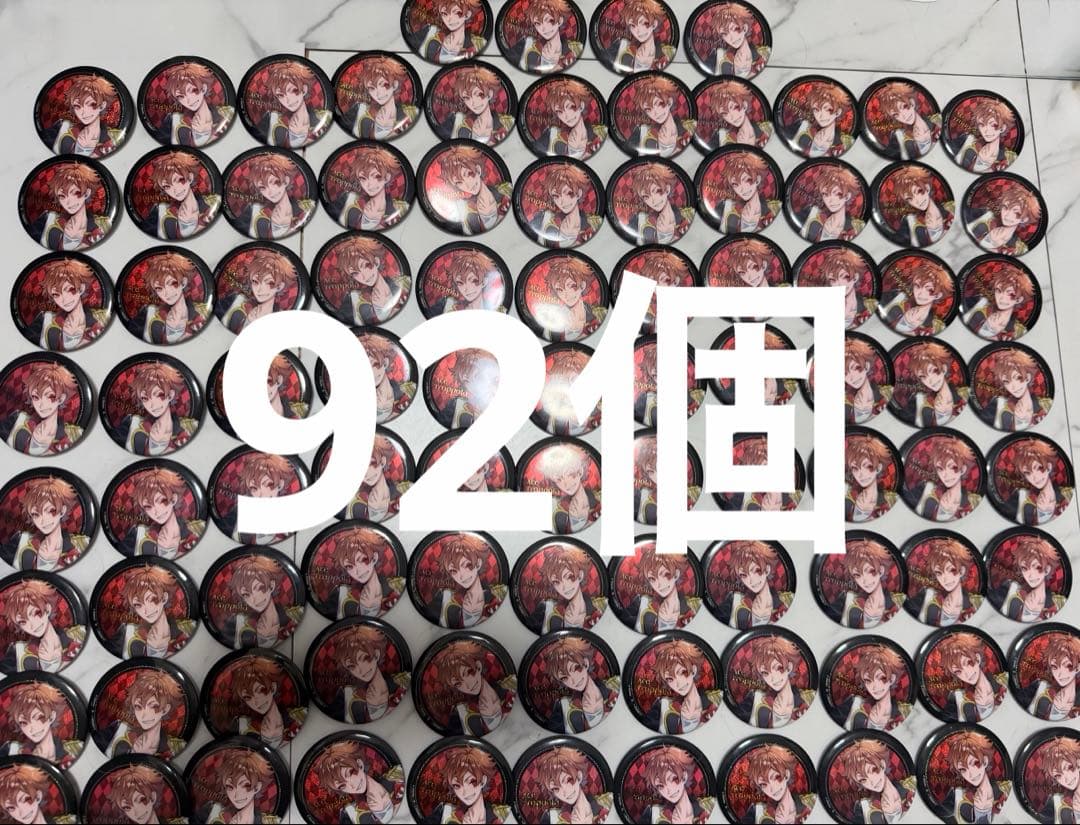 ツイステッドワンダーランド ツイステ エース・トラッポラ 缶バッジ 寮服 92個 ツイステ ツイステッドワンダーランド エース トラッポラ 缶バッジ 寮