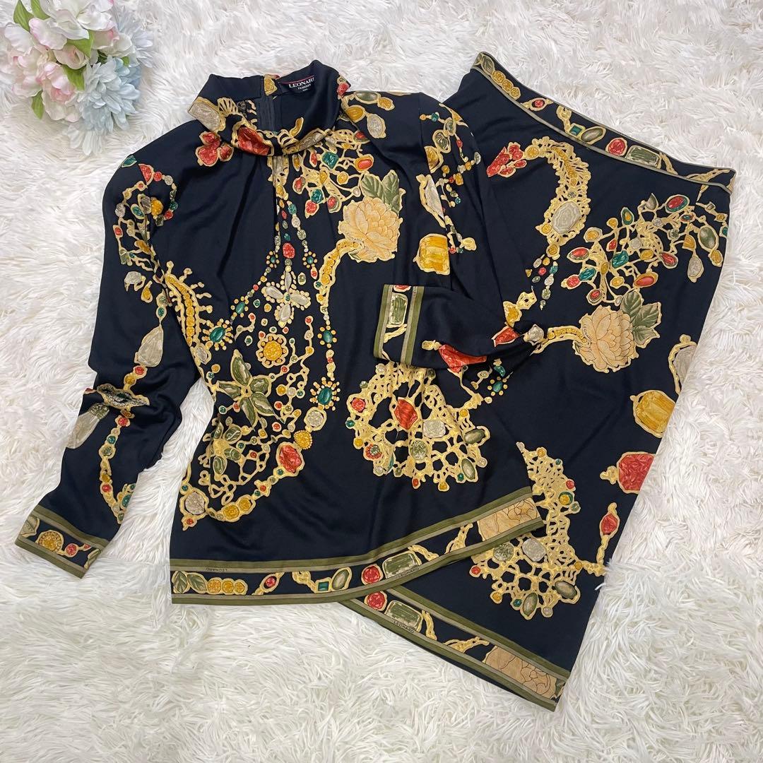 LEONARD レオナール シルク混 セットアップ ジュエリー柄 ブラック L