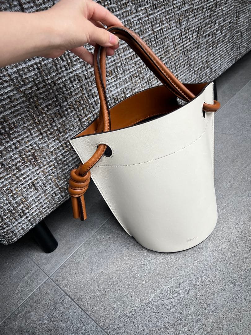 ORSETTO CORDAバケットバッグ ノット 牛革 巾着袋付き バイカラー