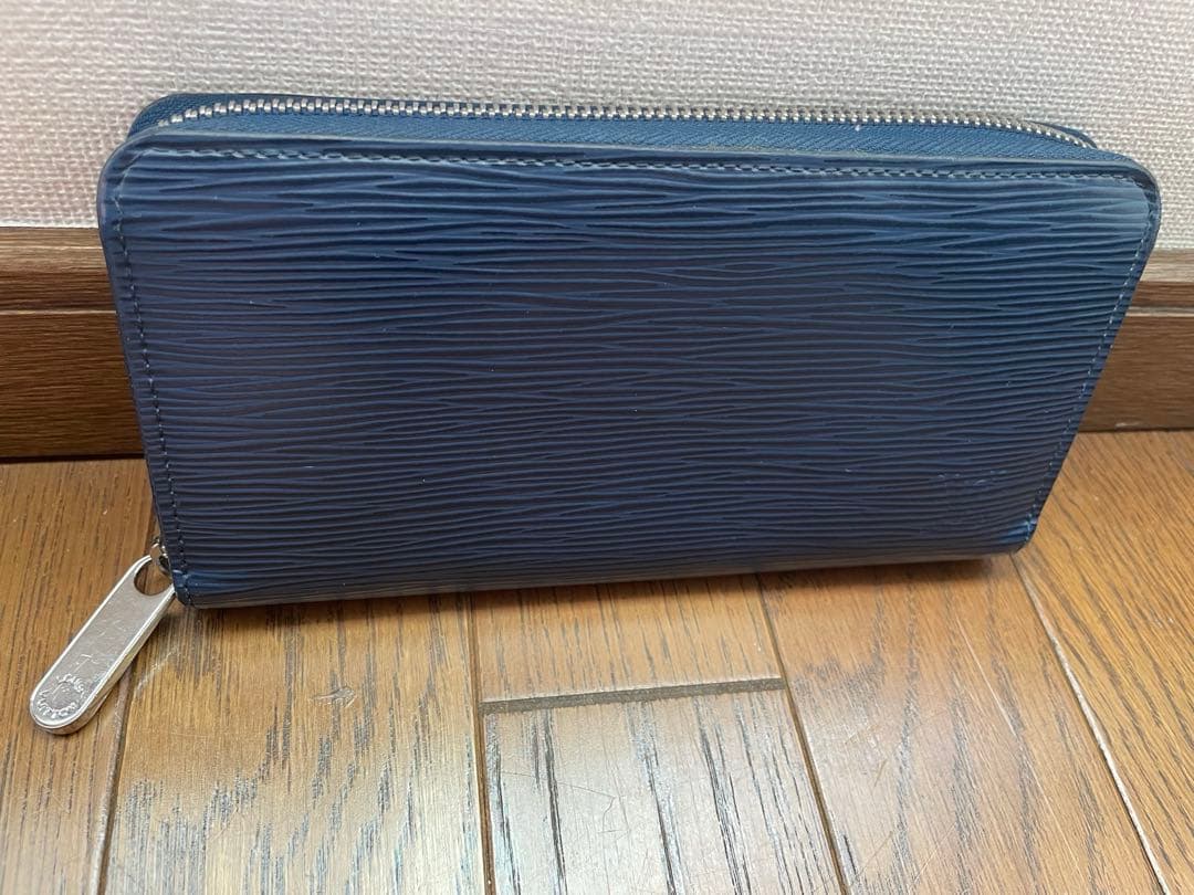 き*ち様 極美品 IC内蔵付属品多数！ルイヴィトン エピ 新型ジッピーウォレット