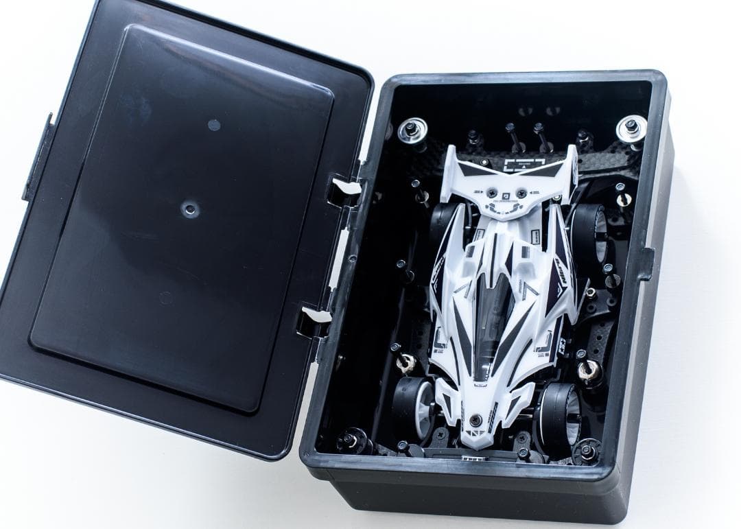 限定☆ミニ四駆完成品☆アバンテMk3 WHフルベアリング/ポリカボディ未