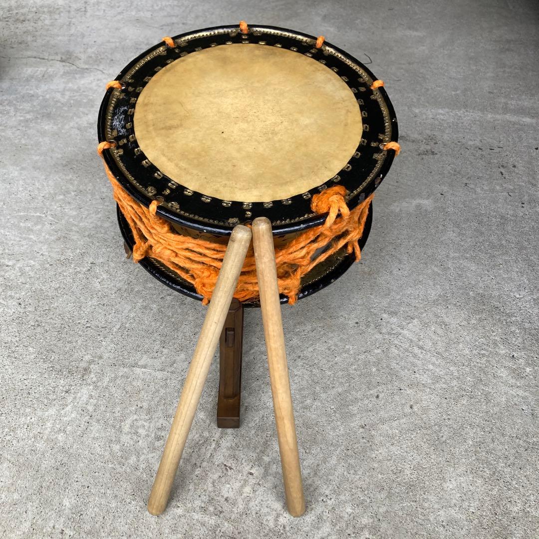 ウ*い様 お囃子用小太鼓 楽天市場】小太鼓 セット 本革牛皮 和太鼓 バチ2本付 0歳～6歳以上 3