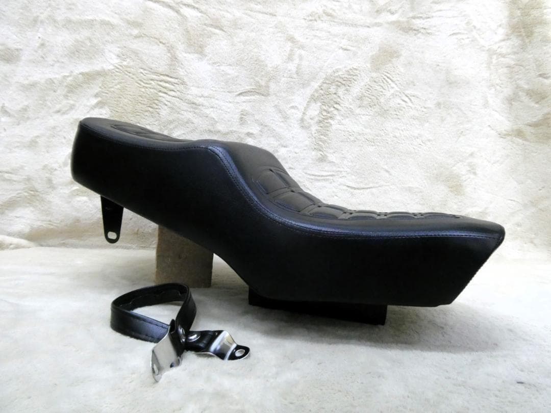 GN125 純正柄 タックロール シート /GN125H GN125-2F - メルカリ