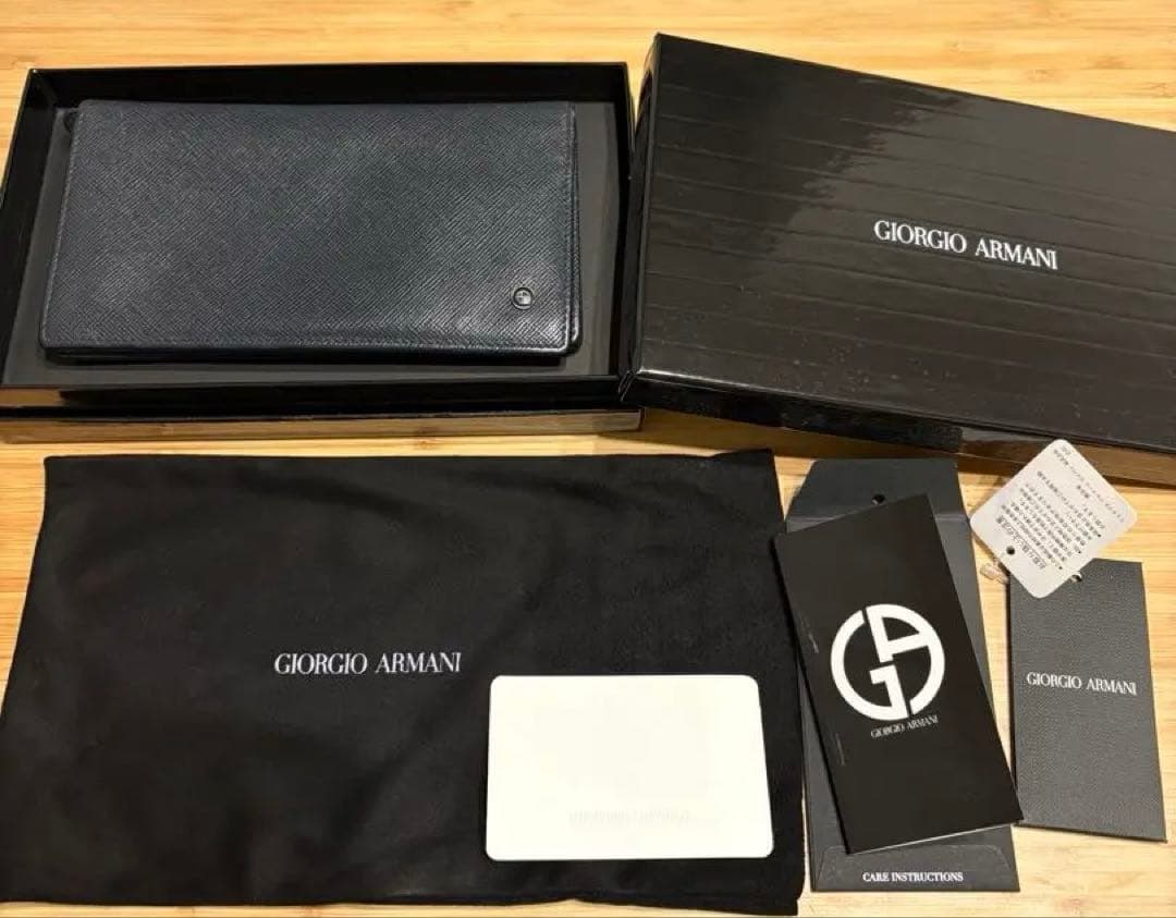 【箱付き】Giorgio Armani ブラック 長財布　ジョルジオアルマーニ 新品！GIORGIO ARMANI ジョルジオアルマーニ ラウンドジップ長財布