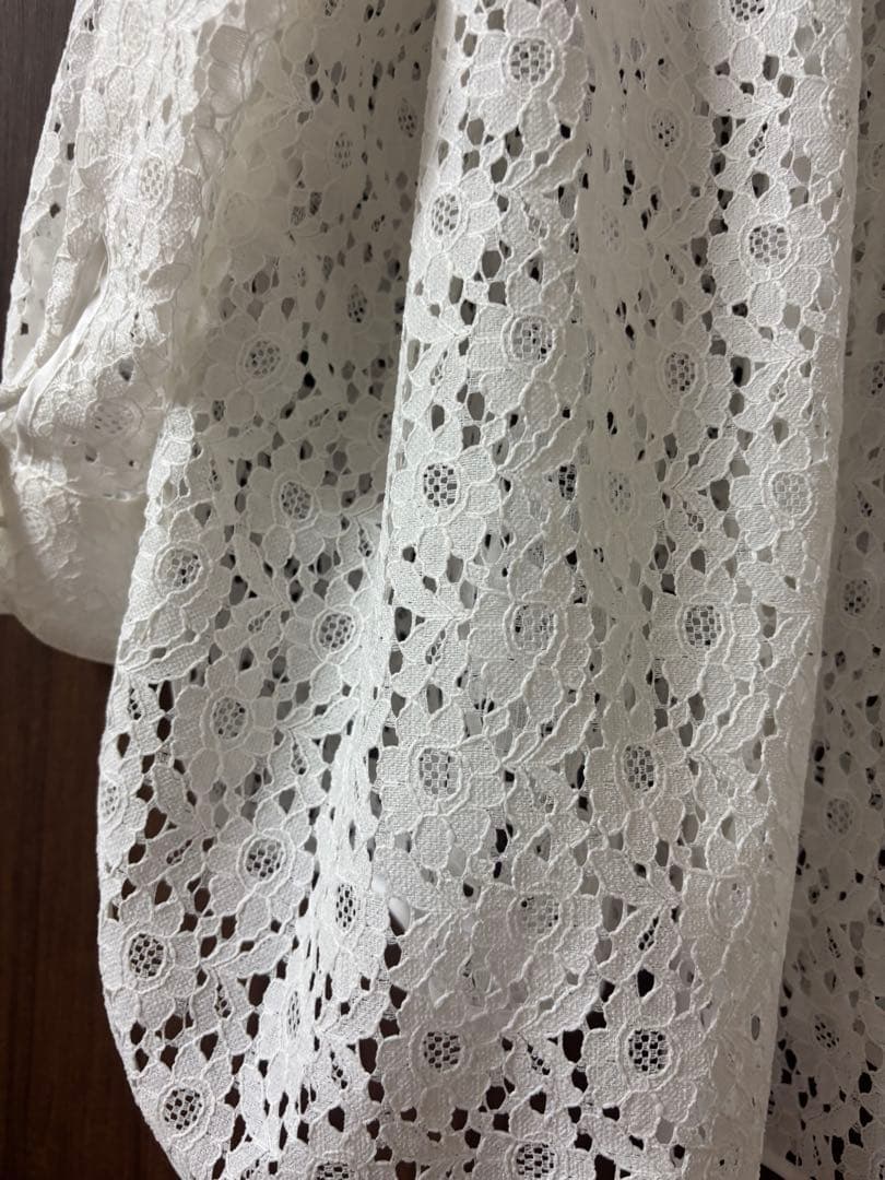 c*a様 yori ヨリ フロッキーレースシャツ【2025AW】