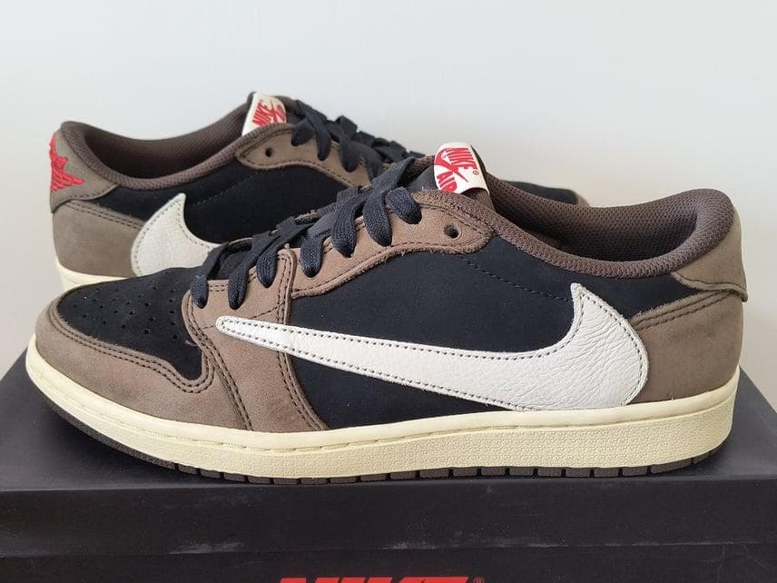 Travis Scott × Nike Air Jordan 1 SP-T Air Jordan Travis Scott x Wmns Air Jordan 1 Retro Low OG SP 'Olive