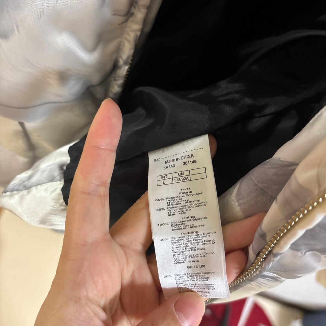 アルマーニ EA7 グレー 羽柄白ダウンジャケット - メルカリ