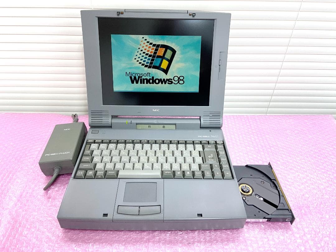 【動作OK】NEC PC-9821Na12/S8(Win98SE)画面きれいです