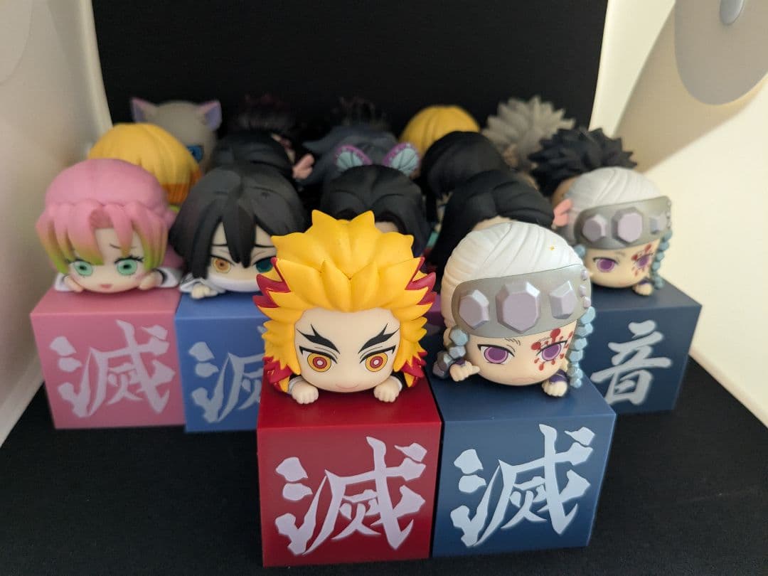 鬼滅の刃 ミニフィギュア 17体セット Amazon.co.jp: 鬼滅の刃 Figuarts mini 柱合会議セット (冨岡義勇 胡蝶