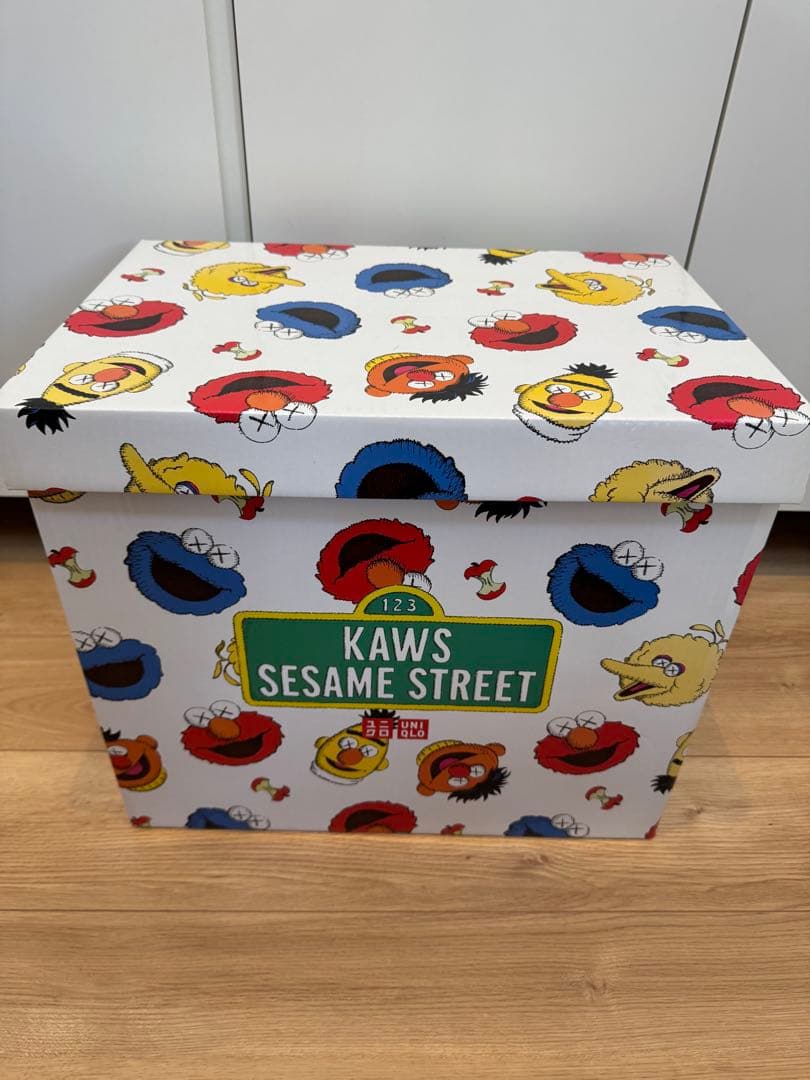 ぬいぐるみ UNIQLO KAWS SESAME STREET COMPLETE BOX
