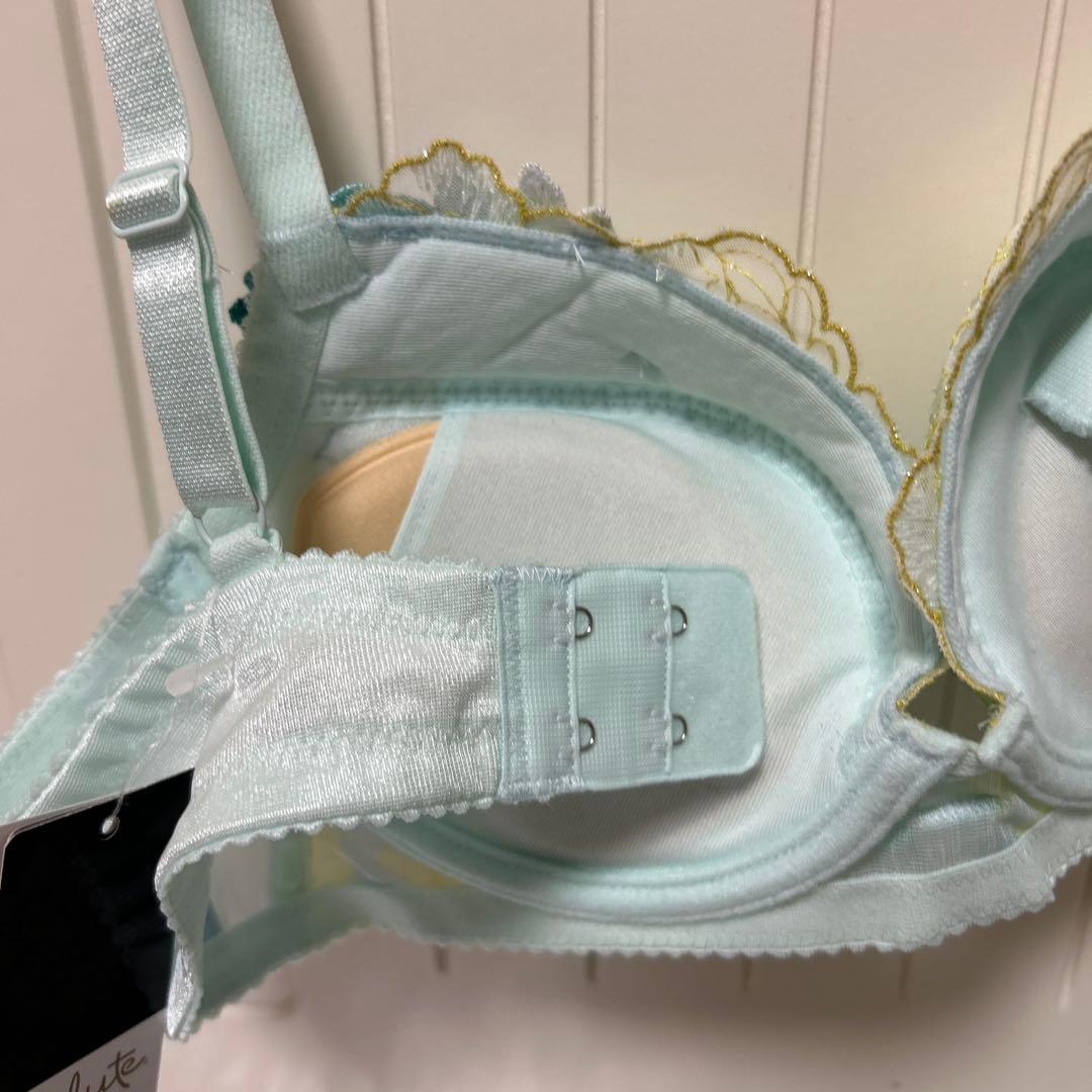 ワコール サルート ブラジャー ショーツ D70M - メルカリ