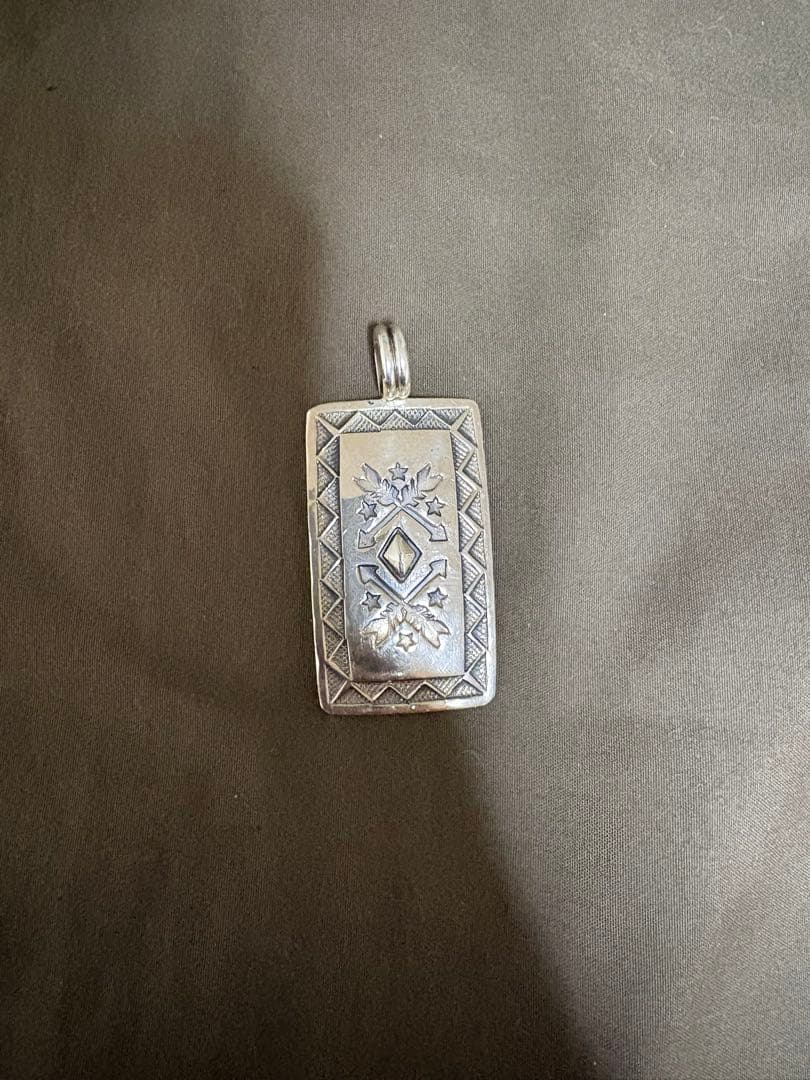 Sunshine Reeves サンシャインリーブス　ナバホペンダント