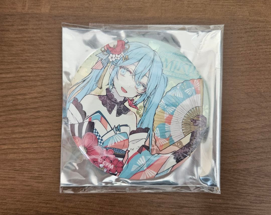 名探偵コナン工藤新一毛利蘭缶バッジ 日テレ屋東京ソラマチ