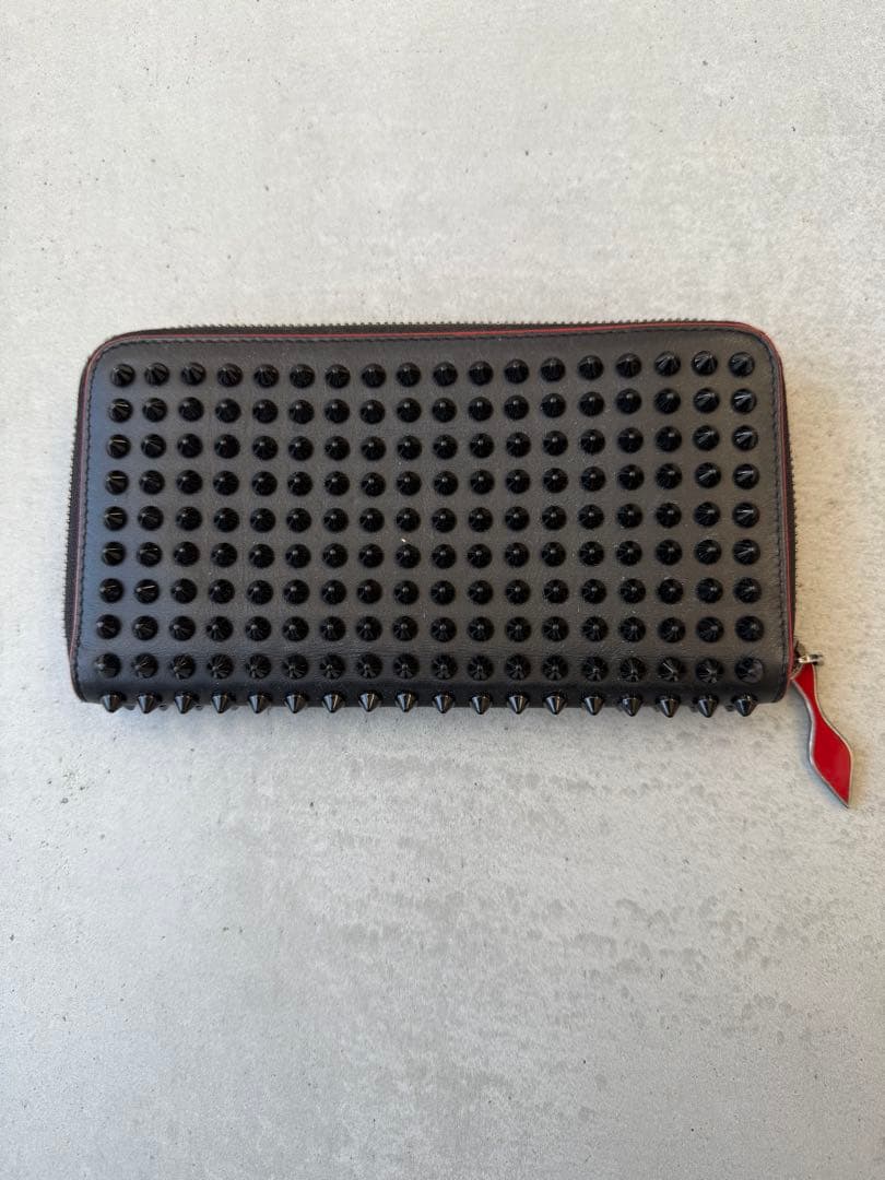 クリスチャンルブタン