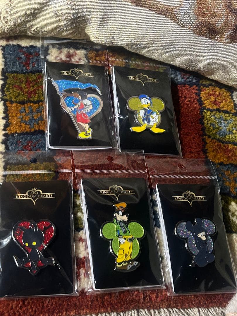 キングダムハーツ ロフト ピンズ 全5種類セット - メルカリ