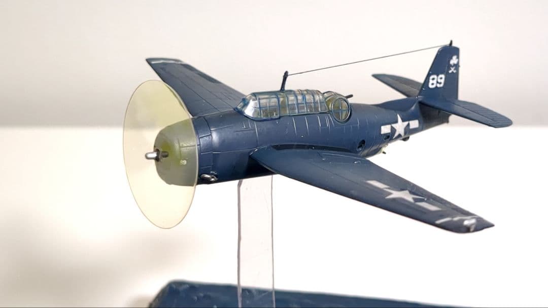 1/700 アメリカ海軍 護衛空母ブレトン 完成品ジオラマ - メルカリ