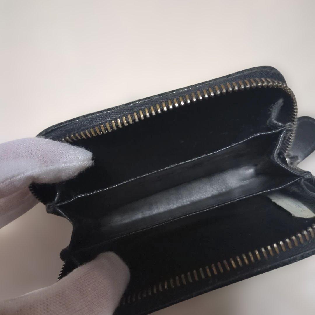 ボッテガヴェネタ パイソン ラウンドファスナー コインケース イントレ