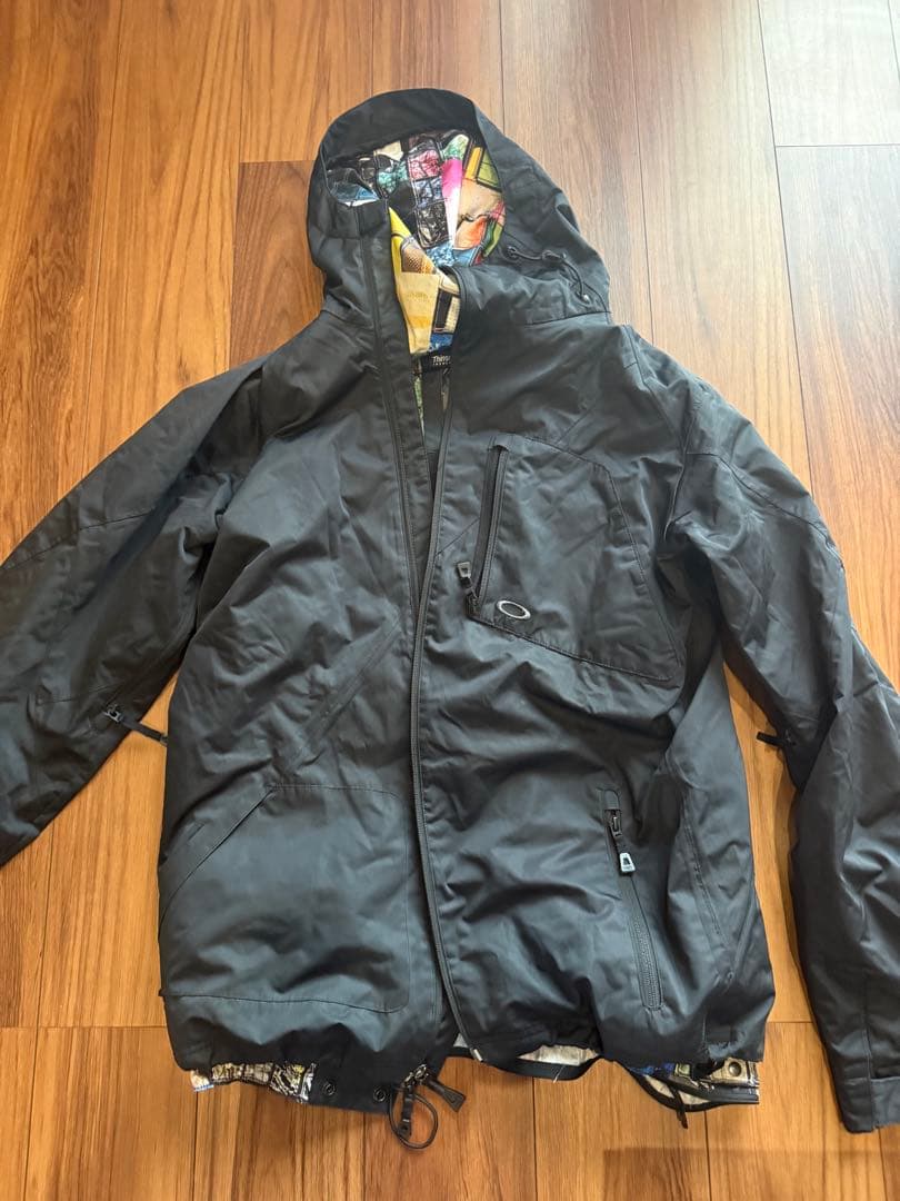 Oakley スノーボードジャケット ブラック