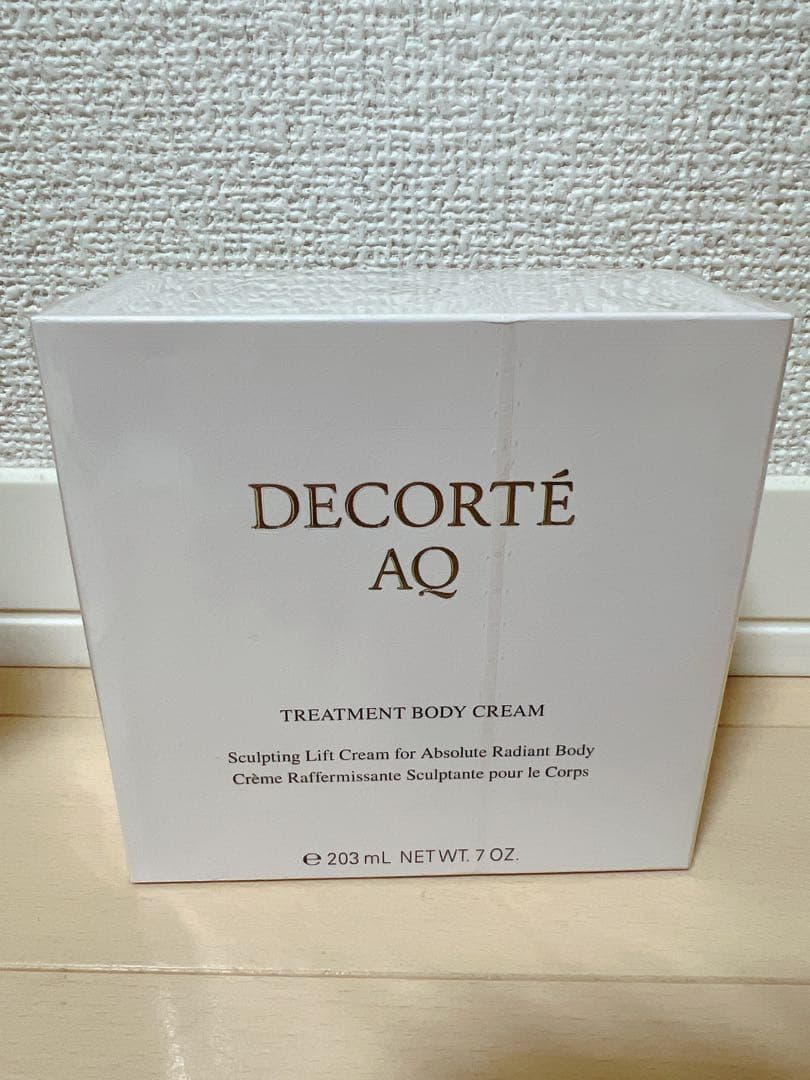 DECORTÉ AQ トリートメント ボディクリーム Amazon | コスメデコルテ AQ トリートメント ボディクリーム(200g