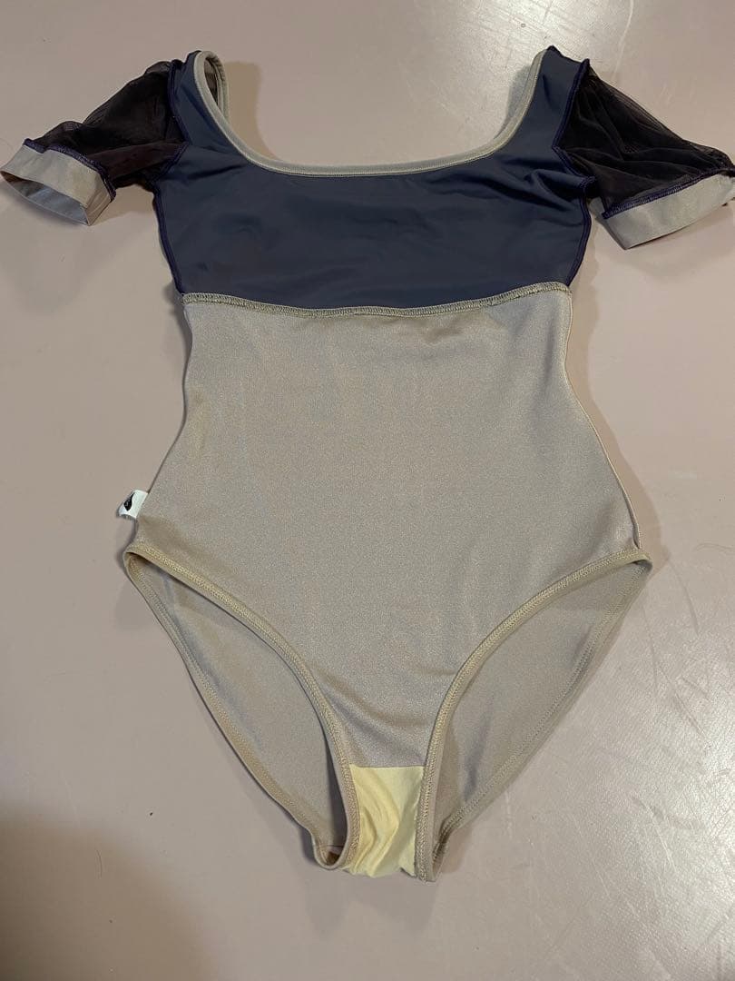 デラロミラノ レオタード Lサイズ - メルカリ