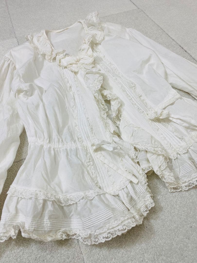 B-1. PINK HOUSE ブラウスカーディガン フリル