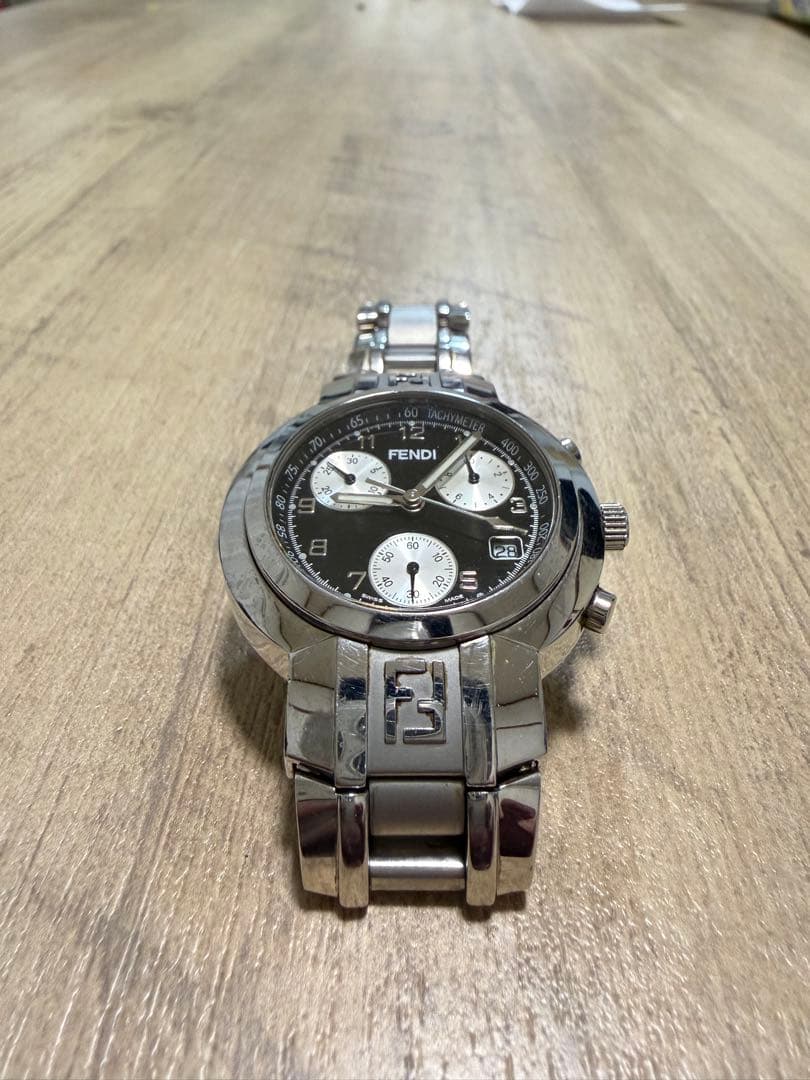 谷*口様 FENDI クロノグラフ 時計 FENDI フェンディ クロノグラフ デイト オロロジ クオーツ 腕時計