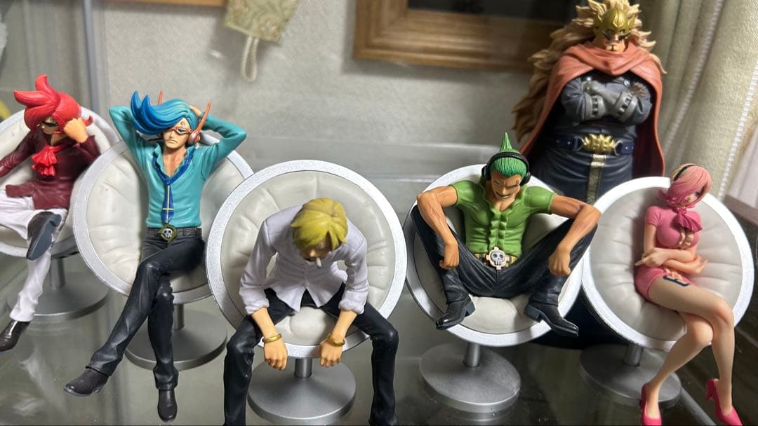 ワンピース フィギュア　ジェルマ66 DXFヴィンスモークファミリー