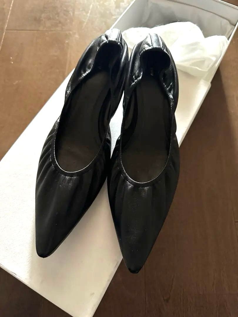 THEROW ザロウ ポインテッドトゥパンプス 37