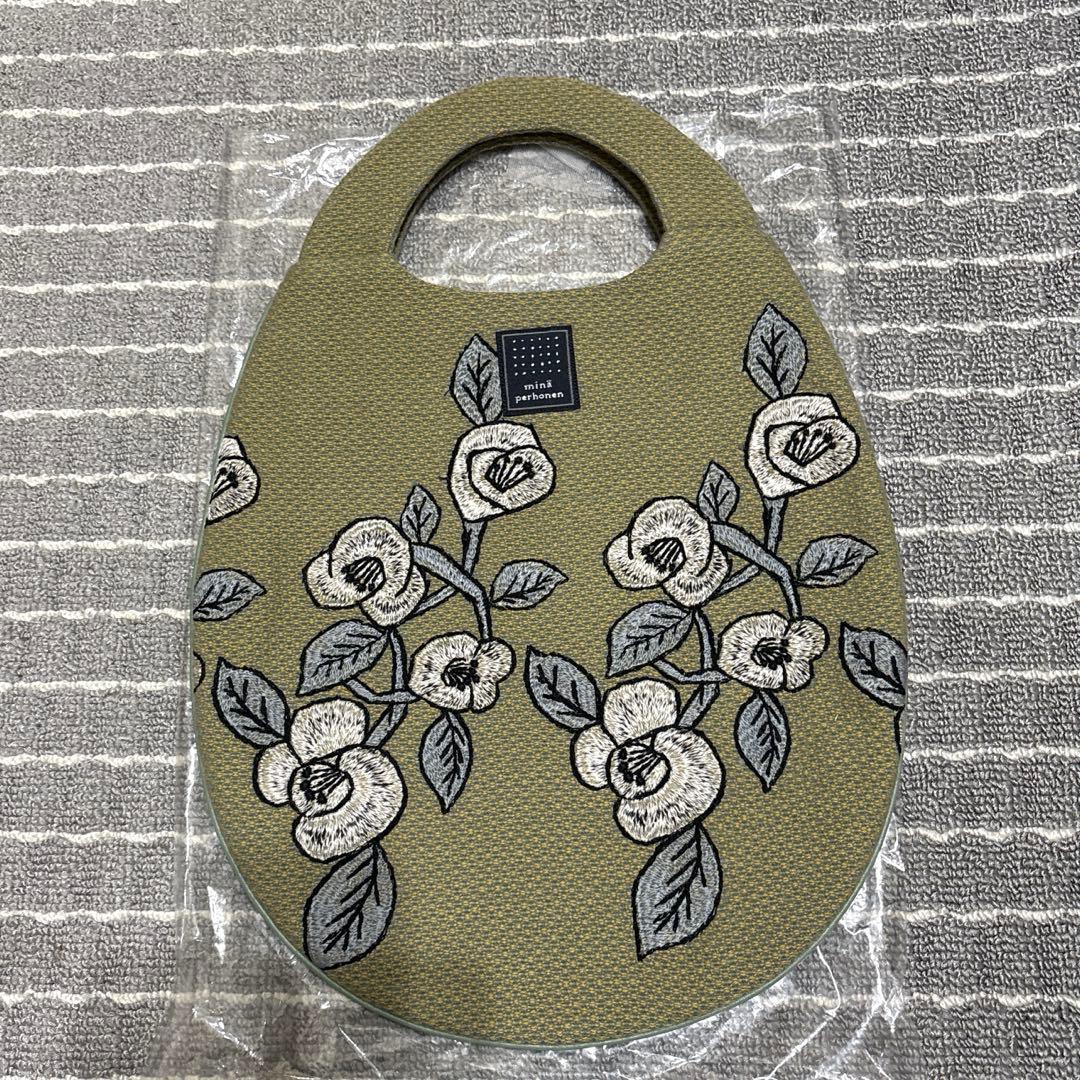 新品未使用　minä perhonen エッグバックswing camellia mina perhonen - 【minaperhonen】swing camellia egg bagの通販 by