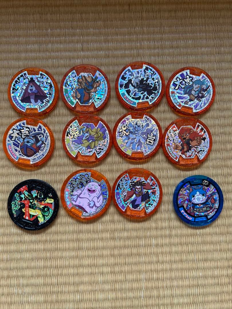 妖怪メダル 妖怪大辞典まとめ売り 引退品364枚 - メルカリ
