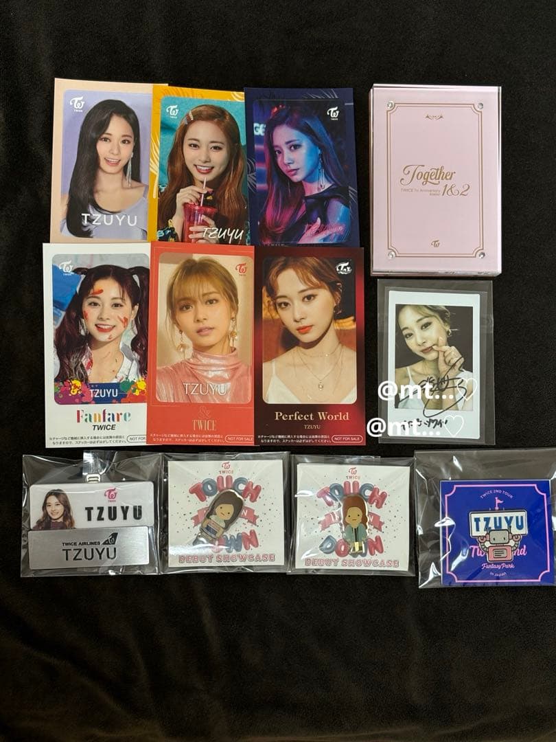 Twice トレカ　ツウィ　チェキ　perfect world ピンバッチ