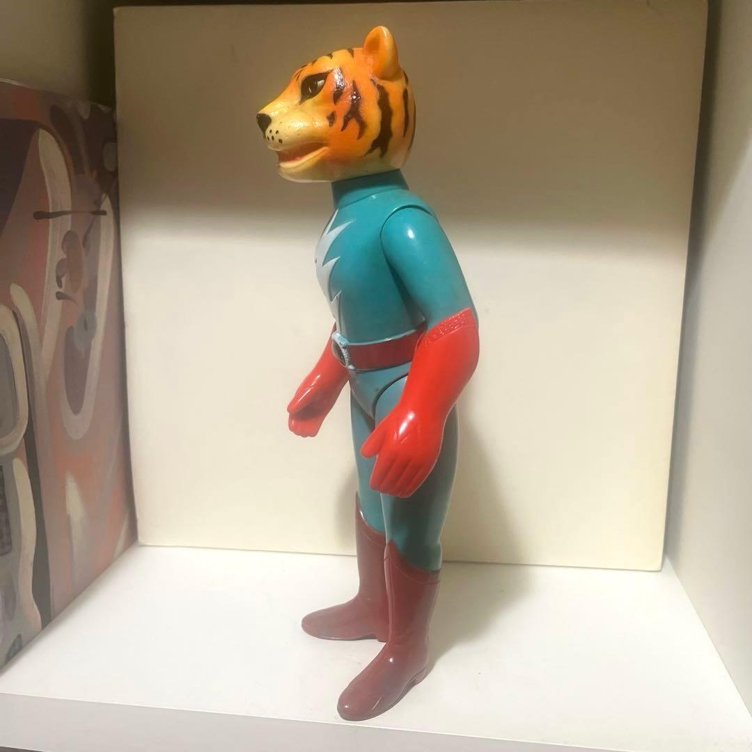 ブルマァク製 鉄人タイガーセブン ファイトグローブ付 ソフビ