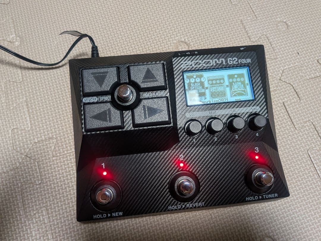 ZOOM G2 FOUR 美品 動作良好ACアダプター・箱付 マルチエフェクター